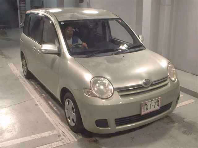 TOYOTA SIENTA