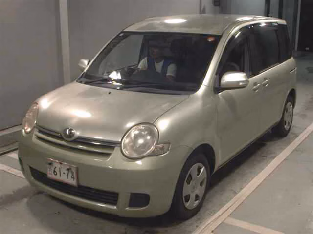 TOYOTA SIENTA