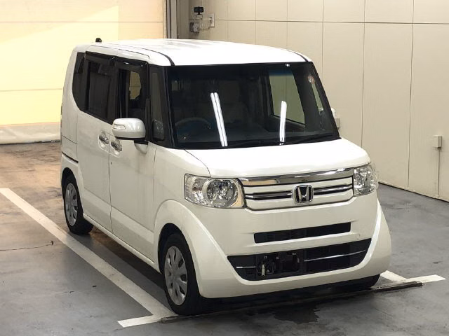 HONDA N-BOX