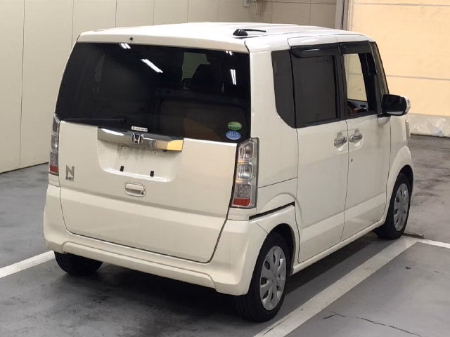 HONDA N-BOX