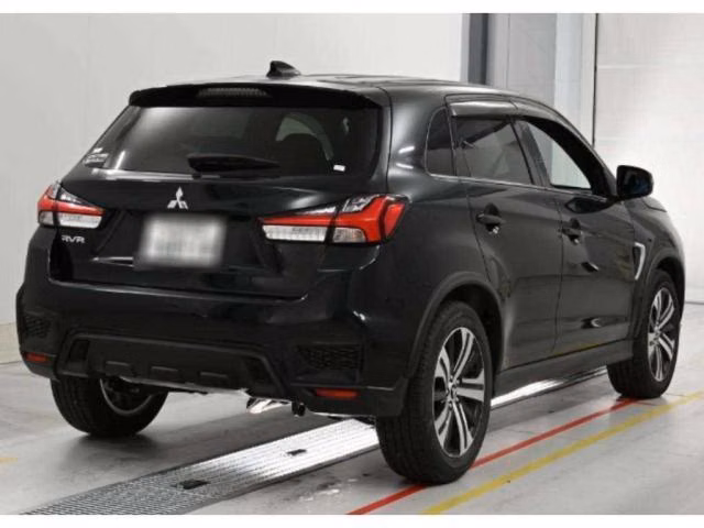 MITSUBISHI RVR