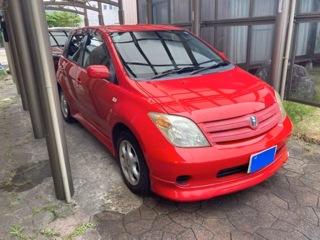 TOYOTA IST