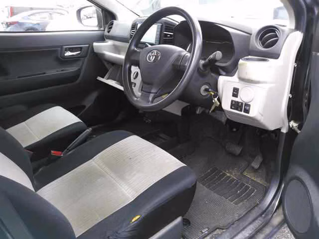 TOYOTA PIXIS EPOCH