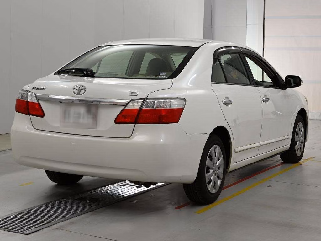TOYOTA PREMIO
