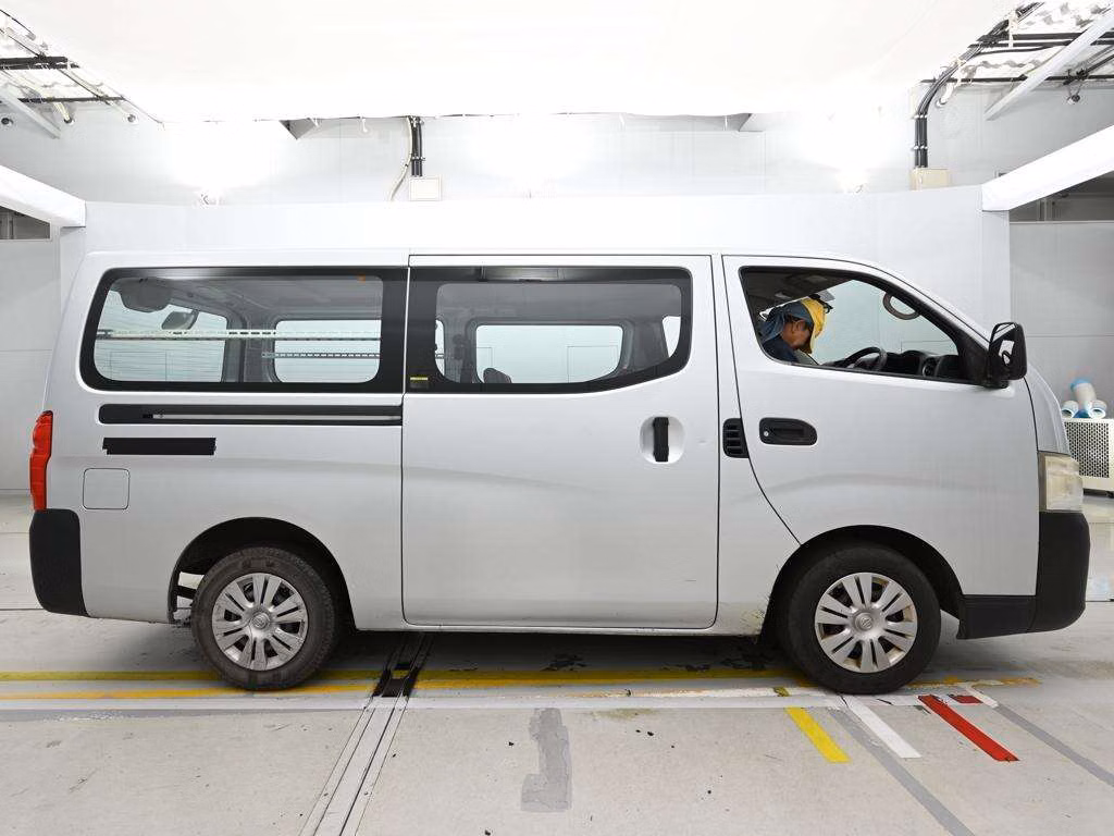 NISSAN NV350 CARAVAN