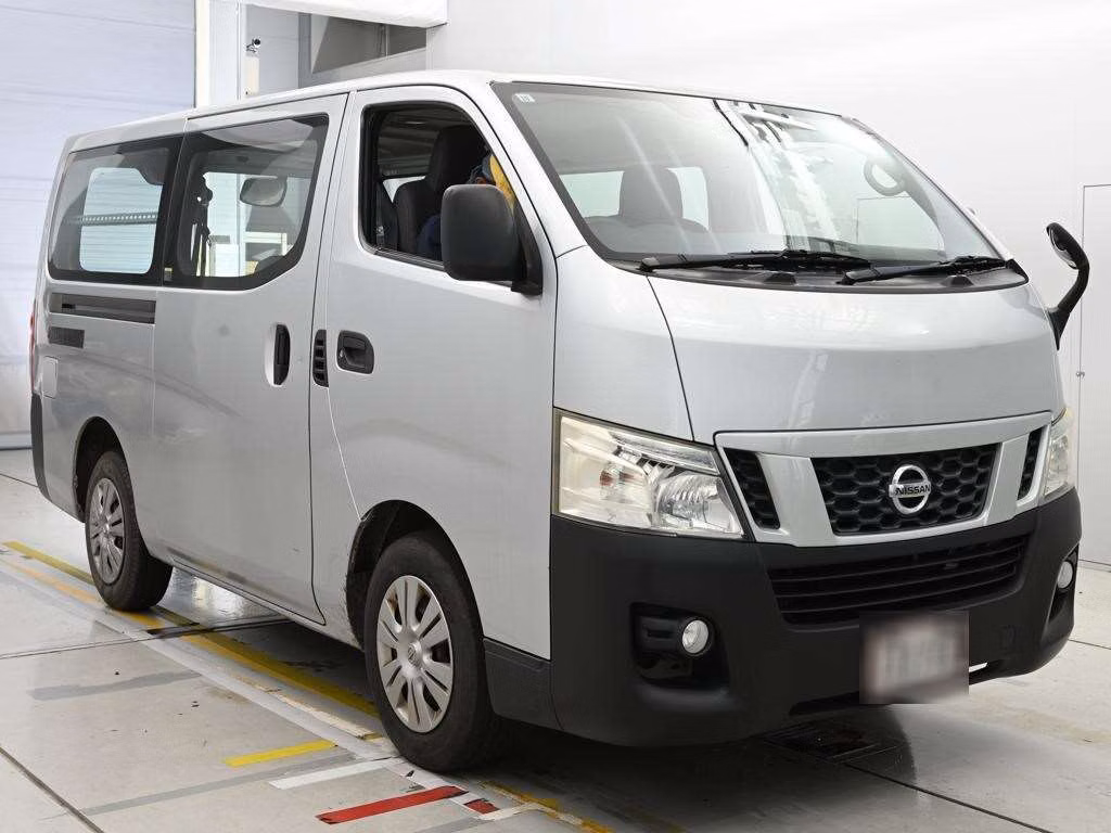 NISSAN NV350 CARAVAN