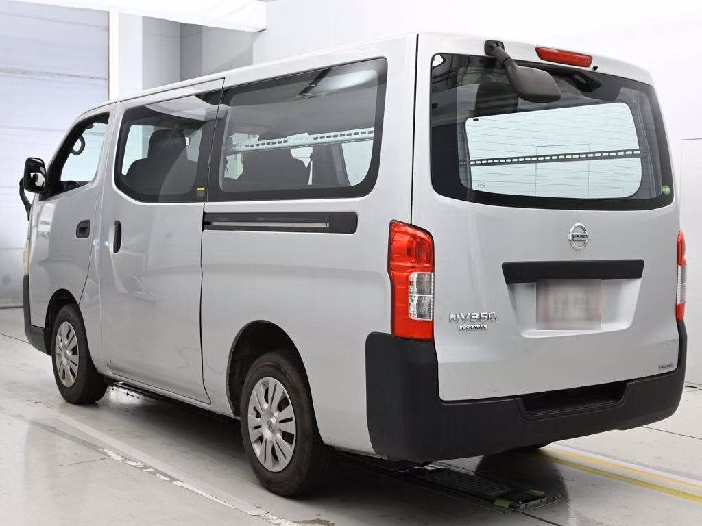 NISSAN NV350 CARAVAN