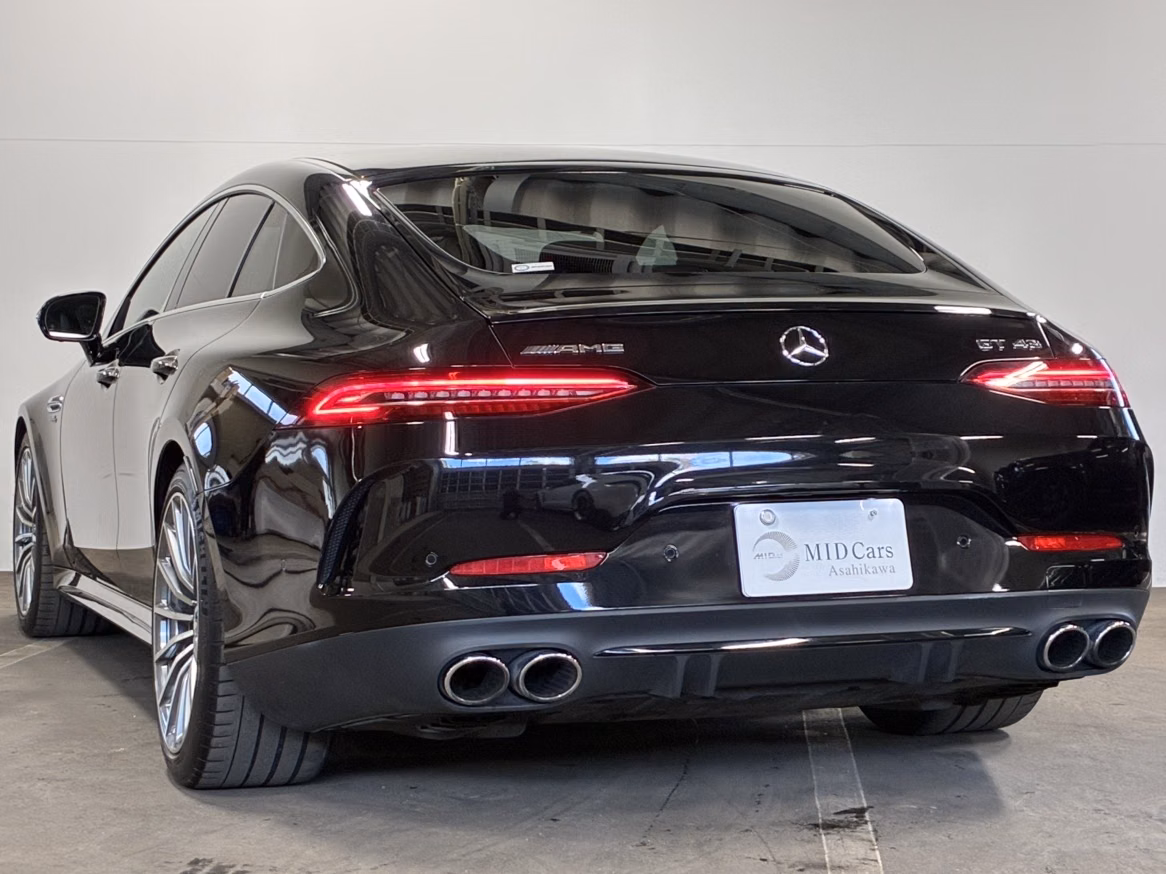 MERCEDES-BENZ AMG GT