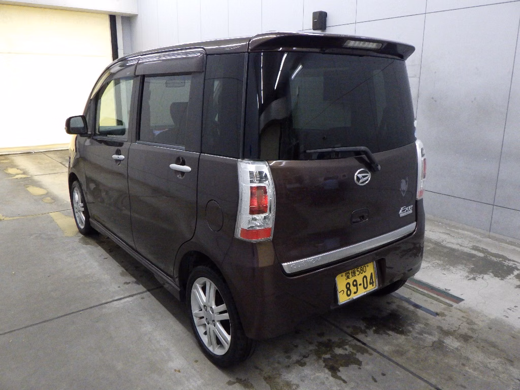DAIHATSU TANTO EXE
