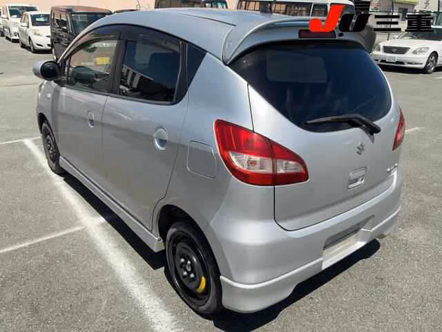 SUZUKI CERVO