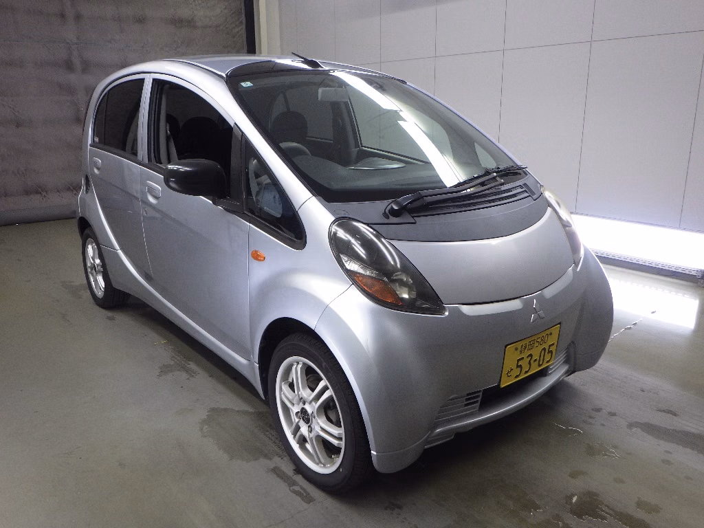 MITSUBISHI I