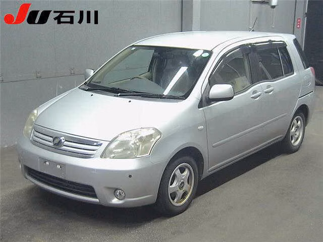 TOYOTA RAUM