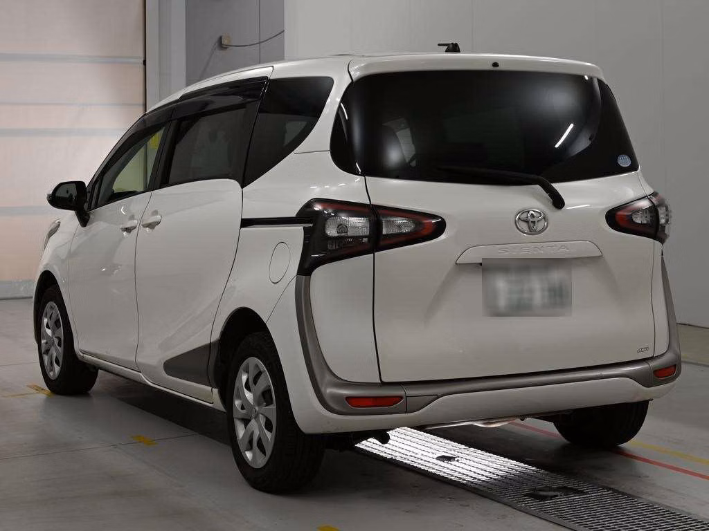 TOYOTA SIENTA