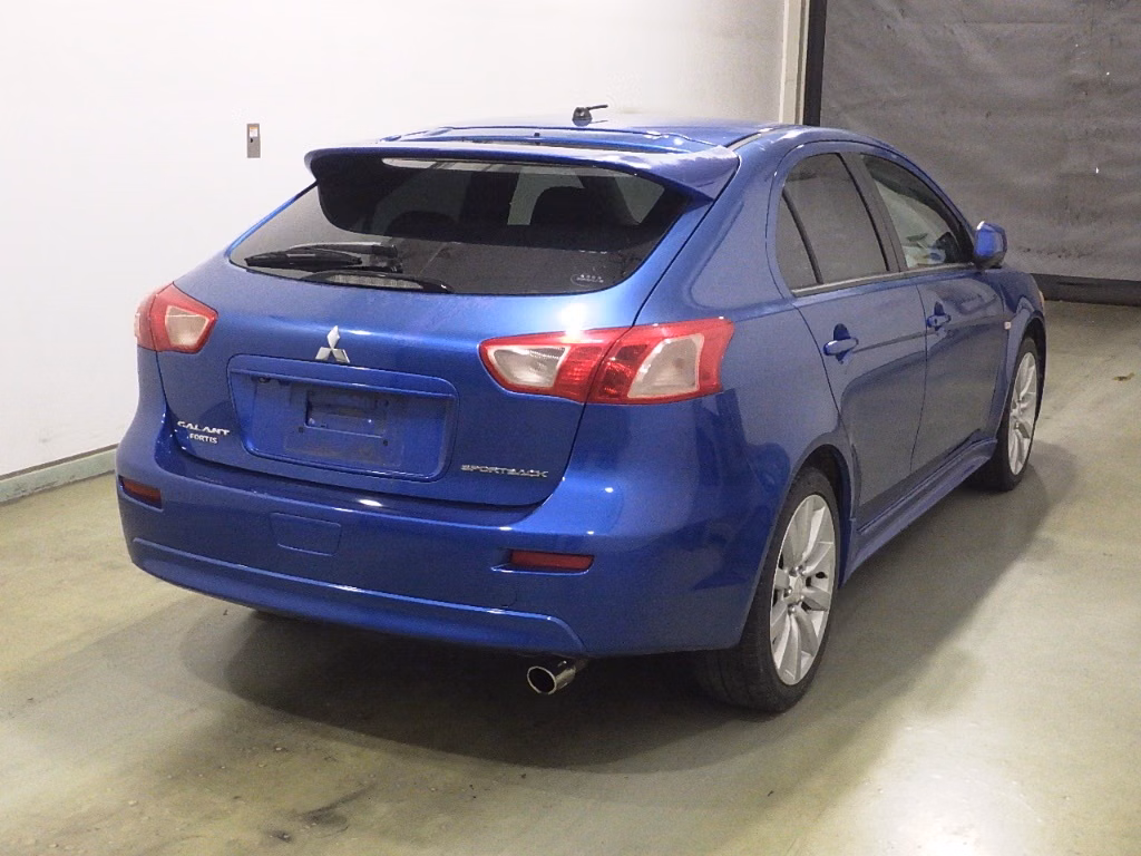 MITSUBISHI LANCER