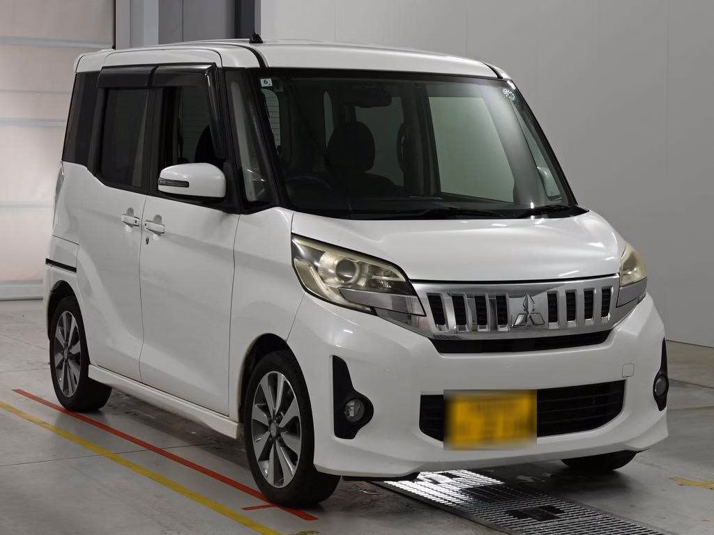 MITSUBISHI EK SPACE