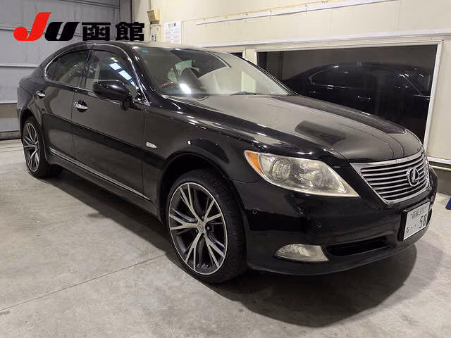 LEXUS LS460