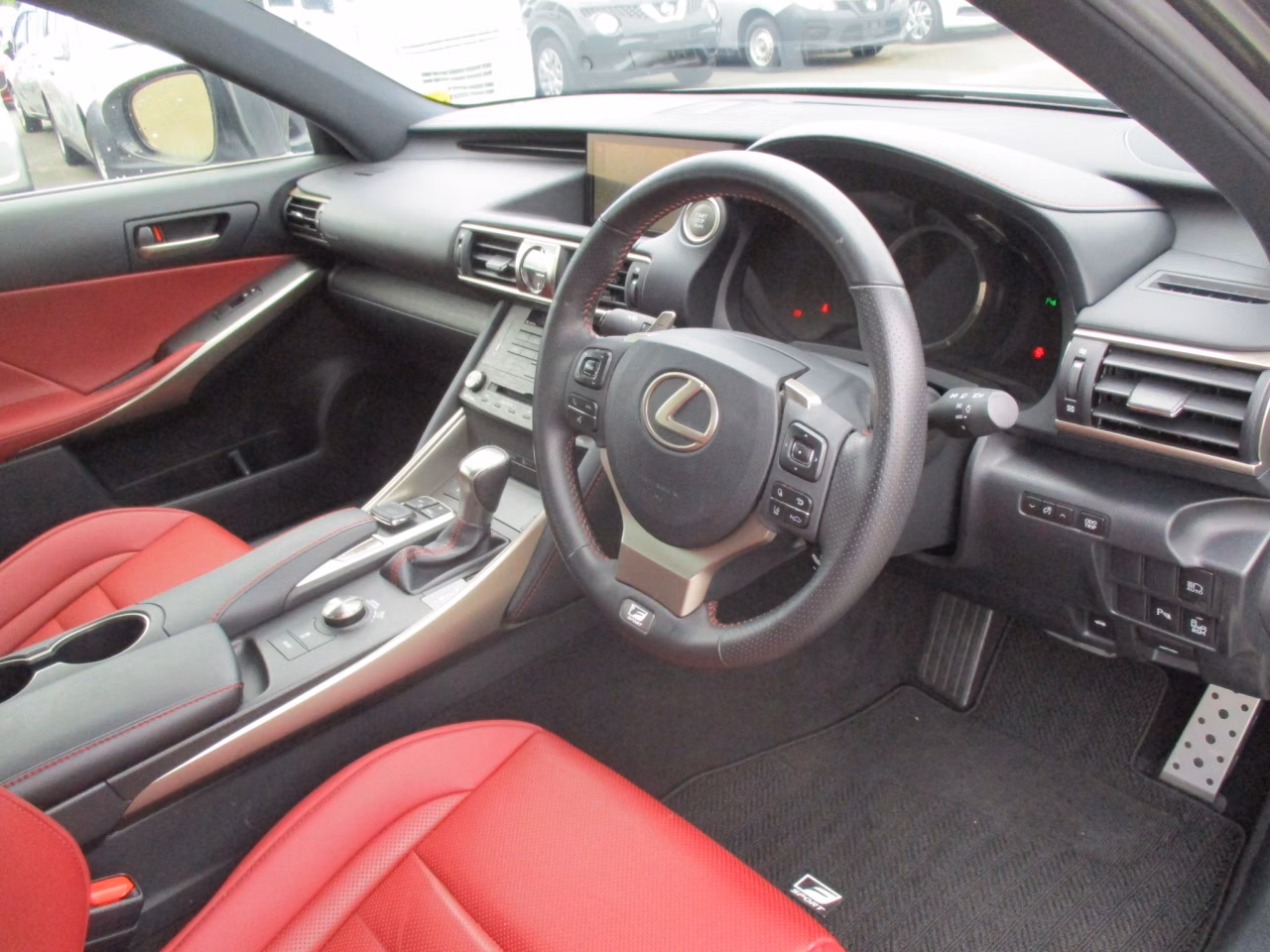 LEXUS IS350