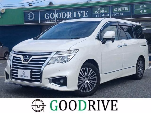 NISSAN ELGRAND