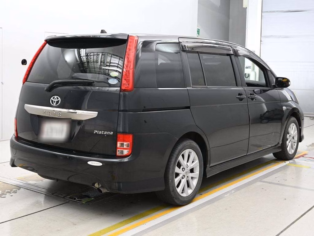 TOYOTA ISIS