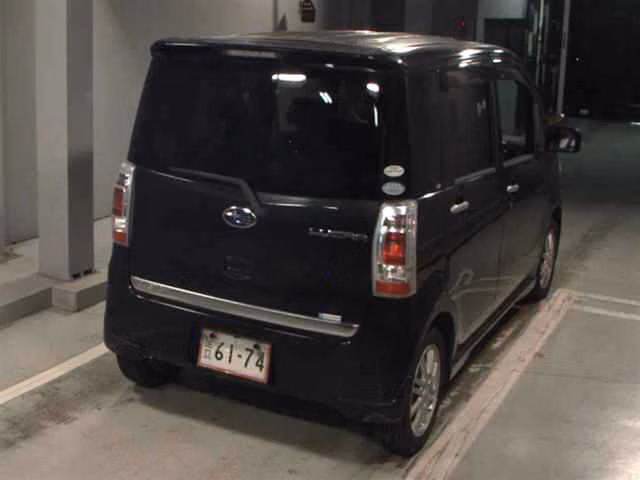 SUBARU LUCRA