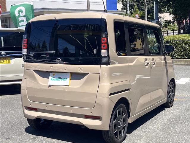 NISSAN ROOX