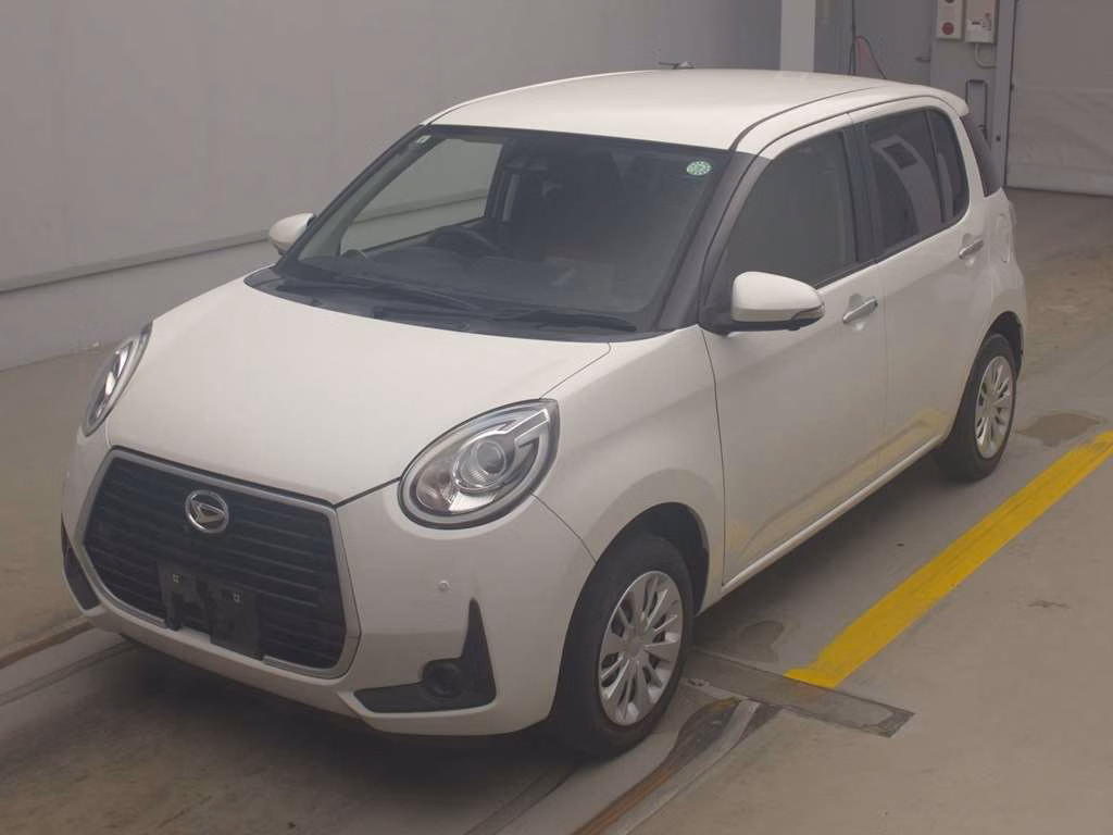 DAIHATSU BOON