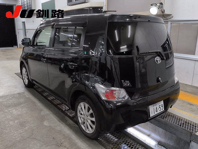 TOYOTA BB