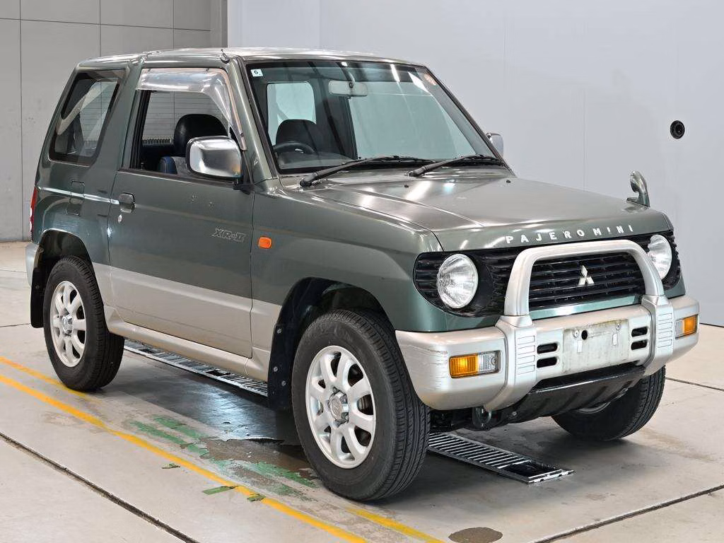 MITSUBISHI PAJERO MINI