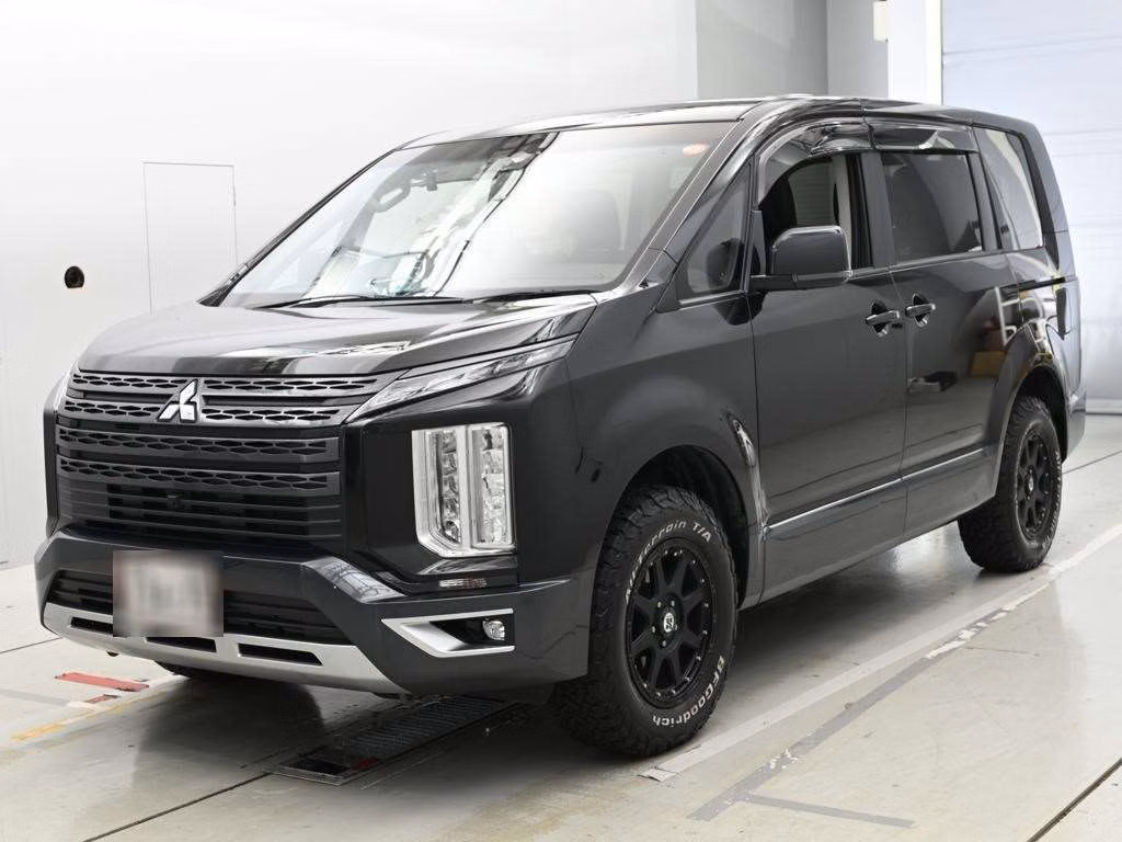 MITSUBISHI DELICA D:5