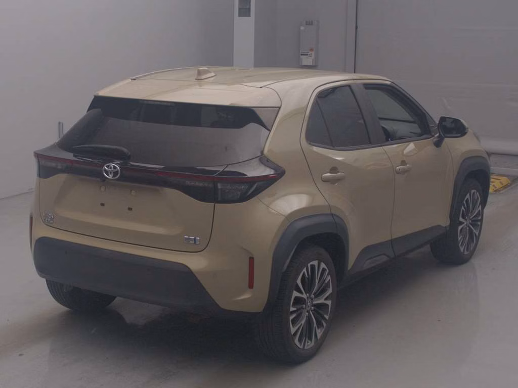 TOYOTA YARIS CROSS
