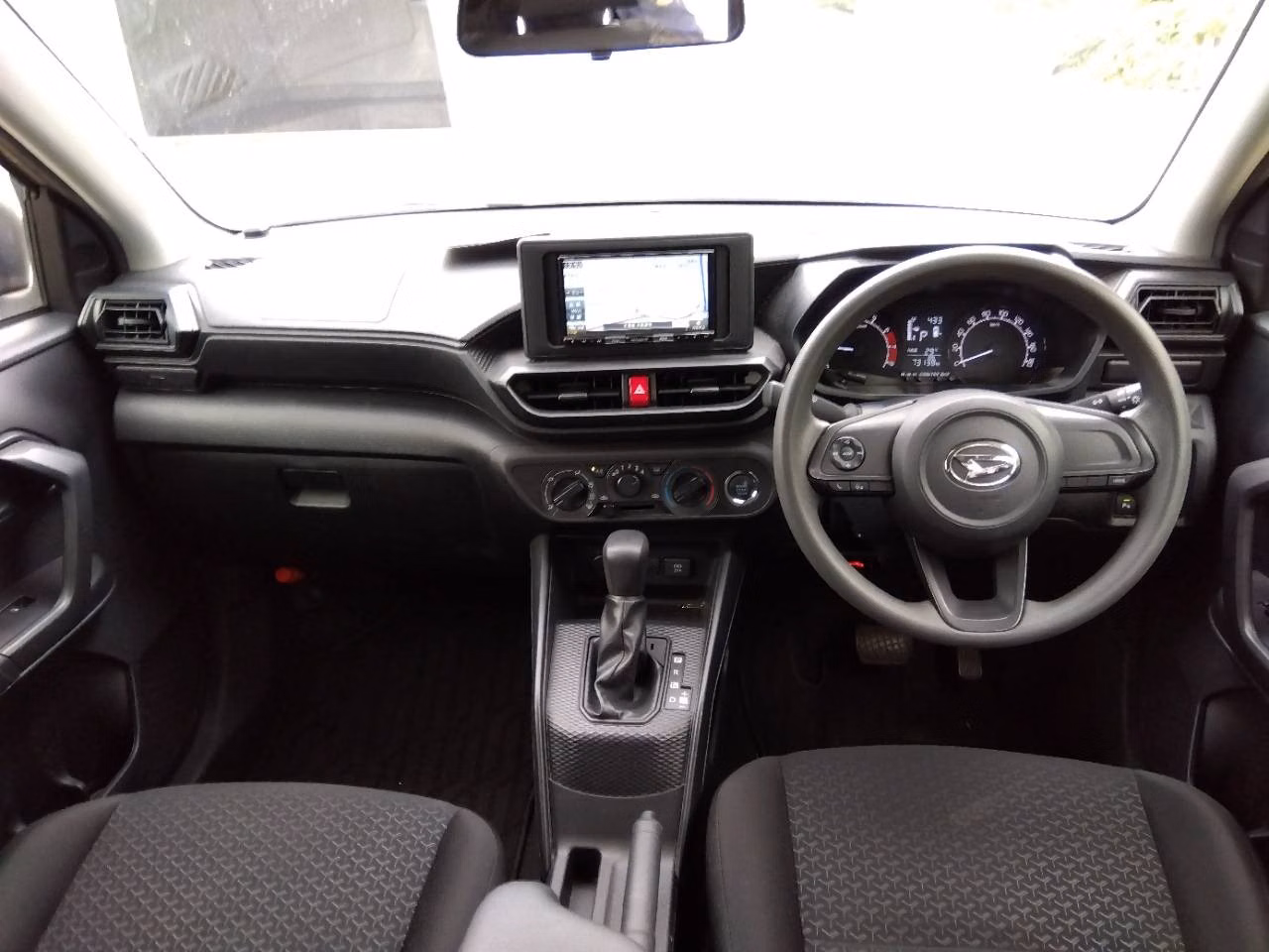 DAIHATSU ROCKY