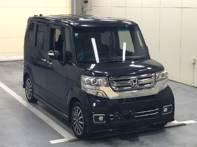 HONDA N-BOX