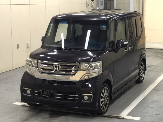 HONDA N-BOX