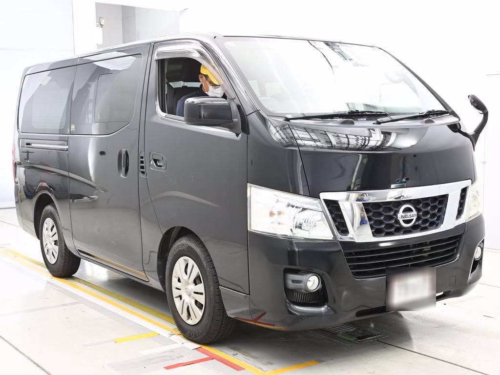 NISSAN NV350 CARAVAN