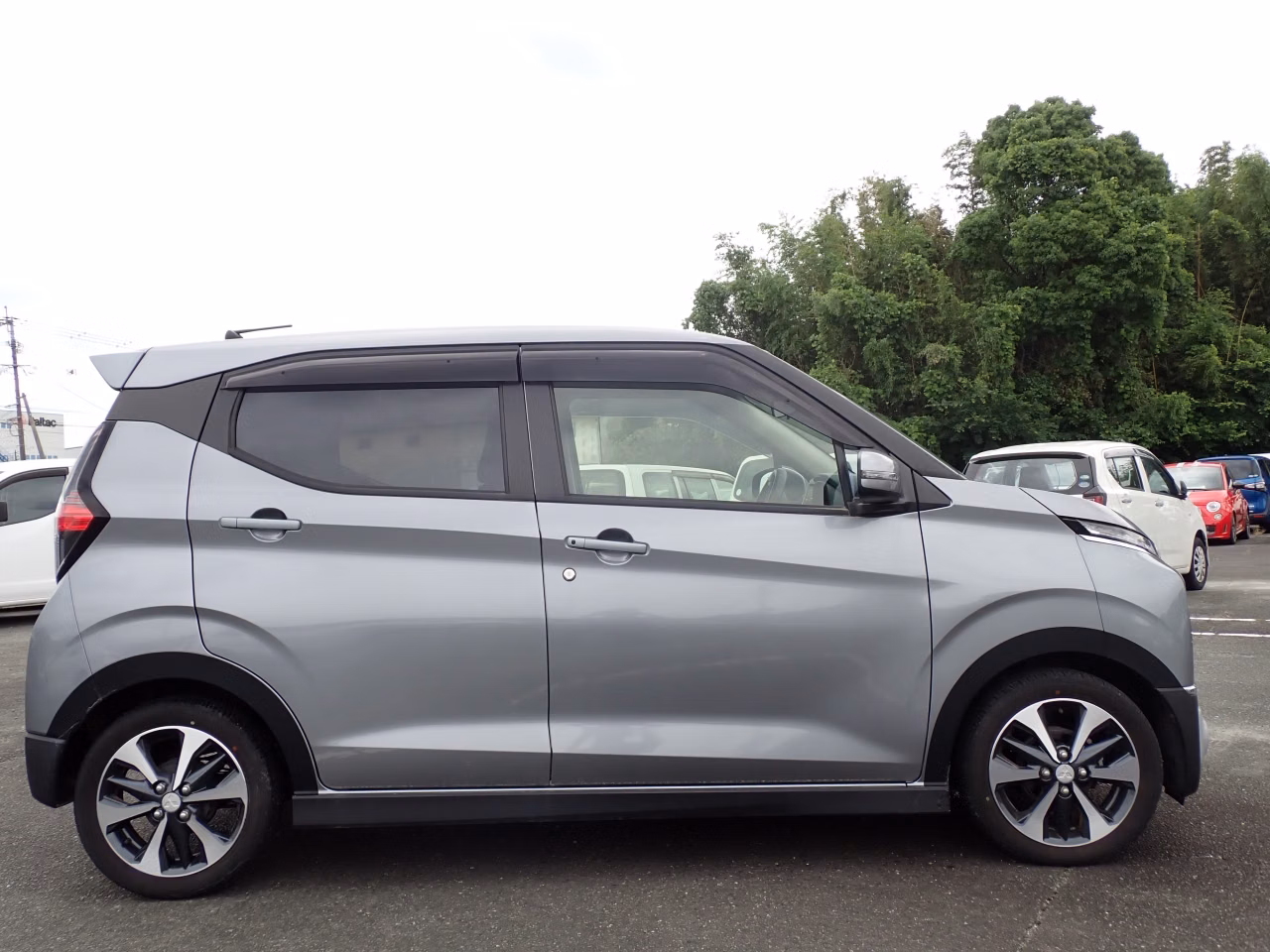 MITSUBISHI EK X