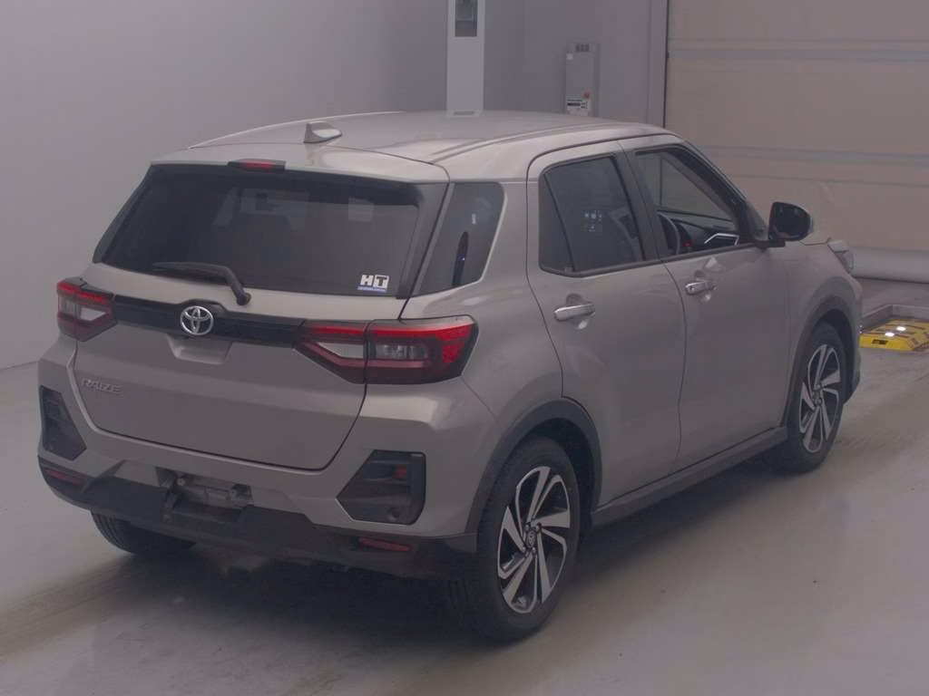 TOYOTA RAIZE