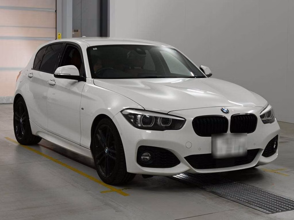 BMW 1-SERIES