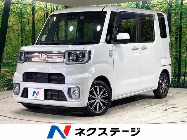 DAIHATSU WAKE