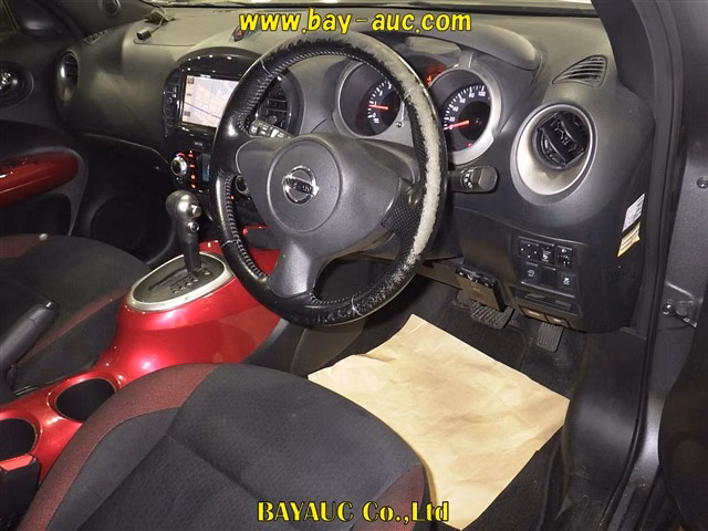 NISSAN JUKE