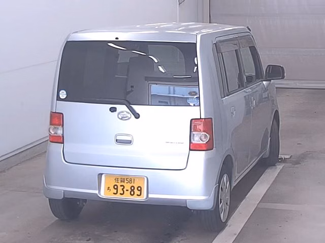 DAIHATSU MOVE CONTE