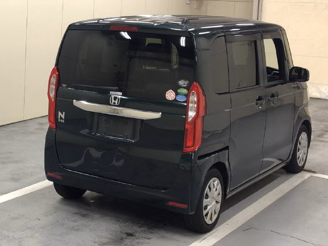 HONDA N-BOX