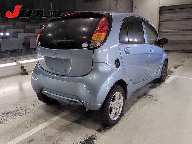 MITSUBISHI I