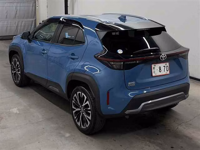 TOYOTA YARIS CROSS