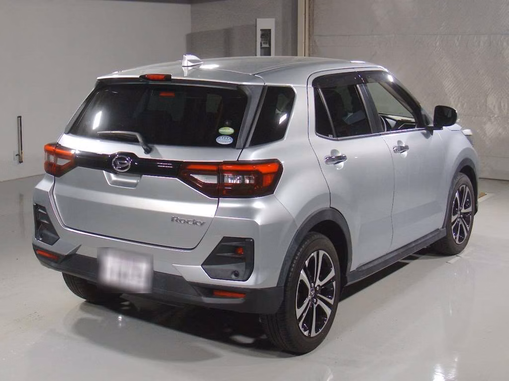 DAIHATSU ROCKY
