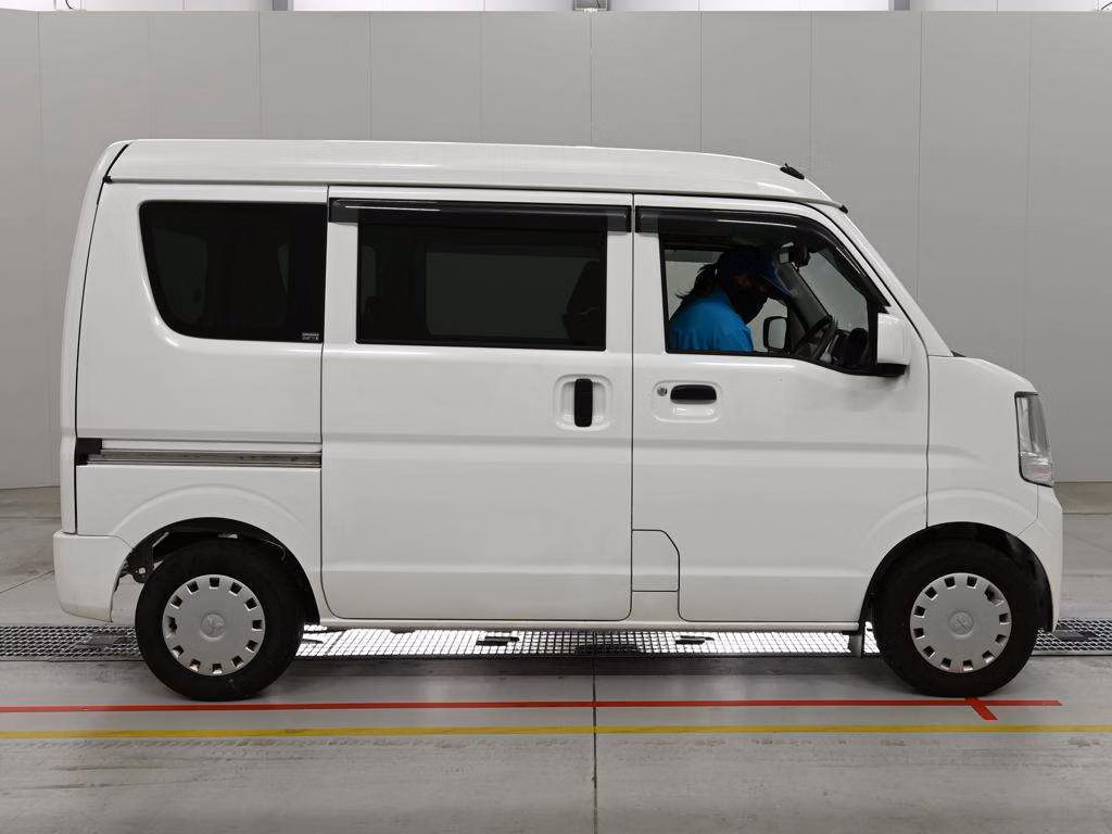 MITSUBISHI MINICAB