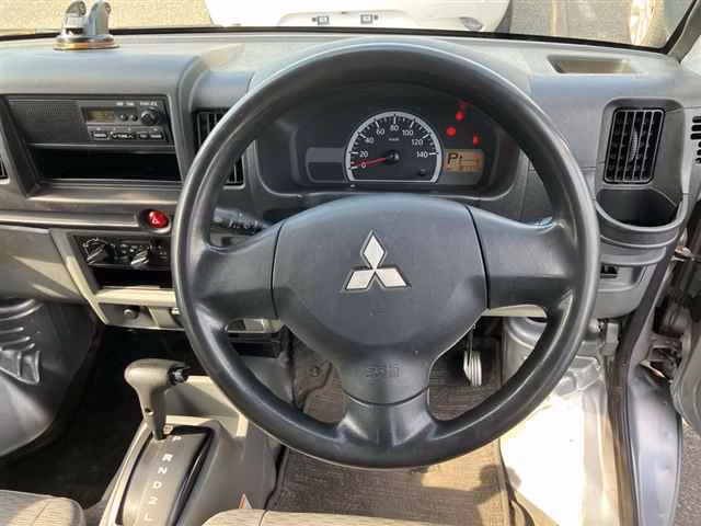 MITSUBISHI MINICAB