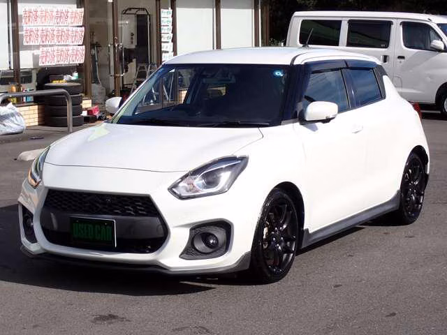 SUZUKI SWIFT