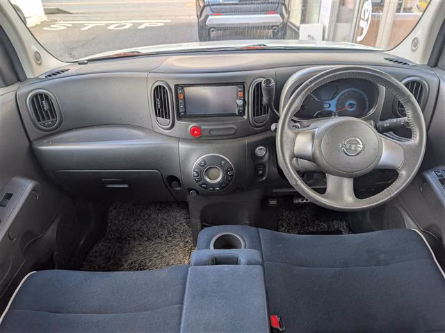 NISSAN CUBE