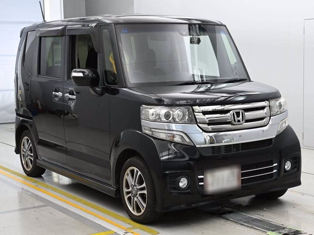 HONDA N-BOX