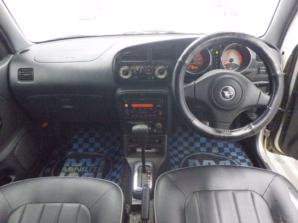 DAIHATSU MIRA